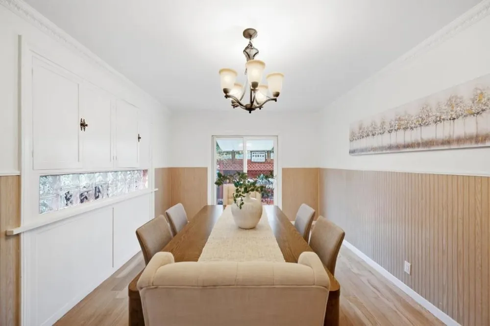 2425 Alameda De Las Pulgas San Mateo, CA 94403