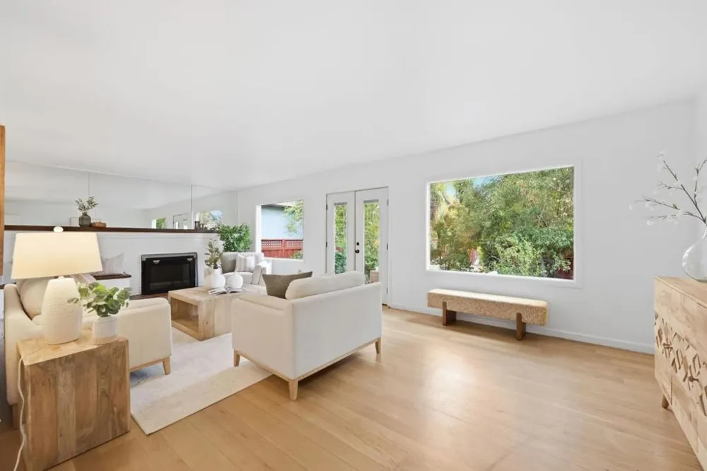 2425 Alameda De Las Pulgas San Mateo, CA 94403