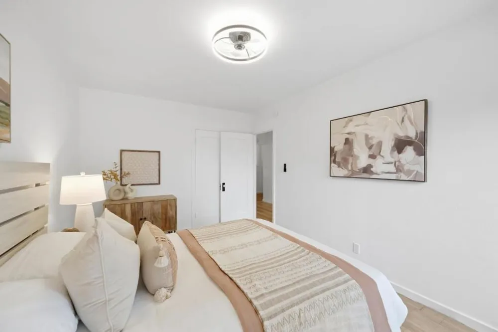2425 Alameda De Las Pulgas San Mateo, CA 94403