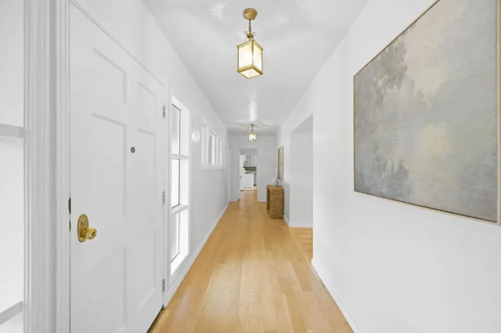 2425 Alameda De Las Pulgas San Mateo, CA 94403