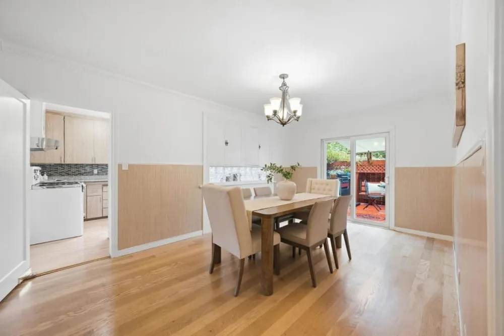 2425 Alameda De Las Pulgas San Mateo, CA 94403