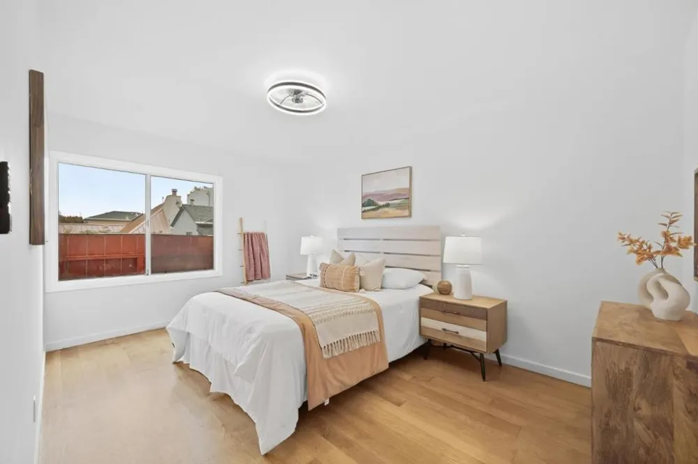 2425 Alameda De Las Pulgas San Mateo, CA 94403