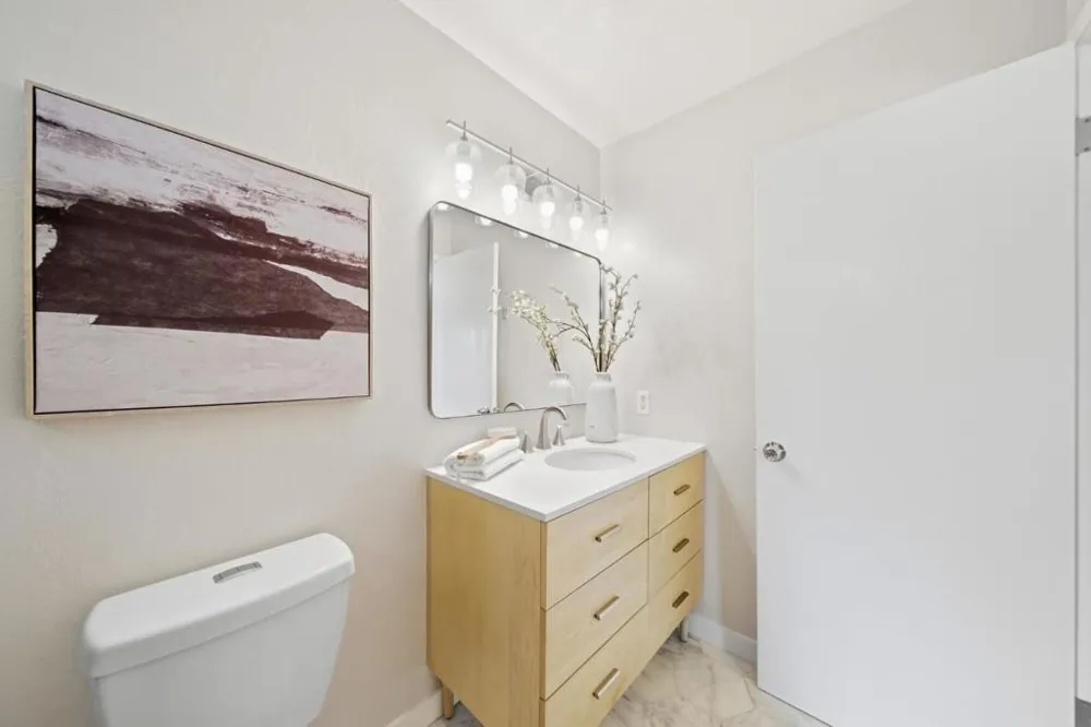 3268 Ursa Way Hayward, CA 94541