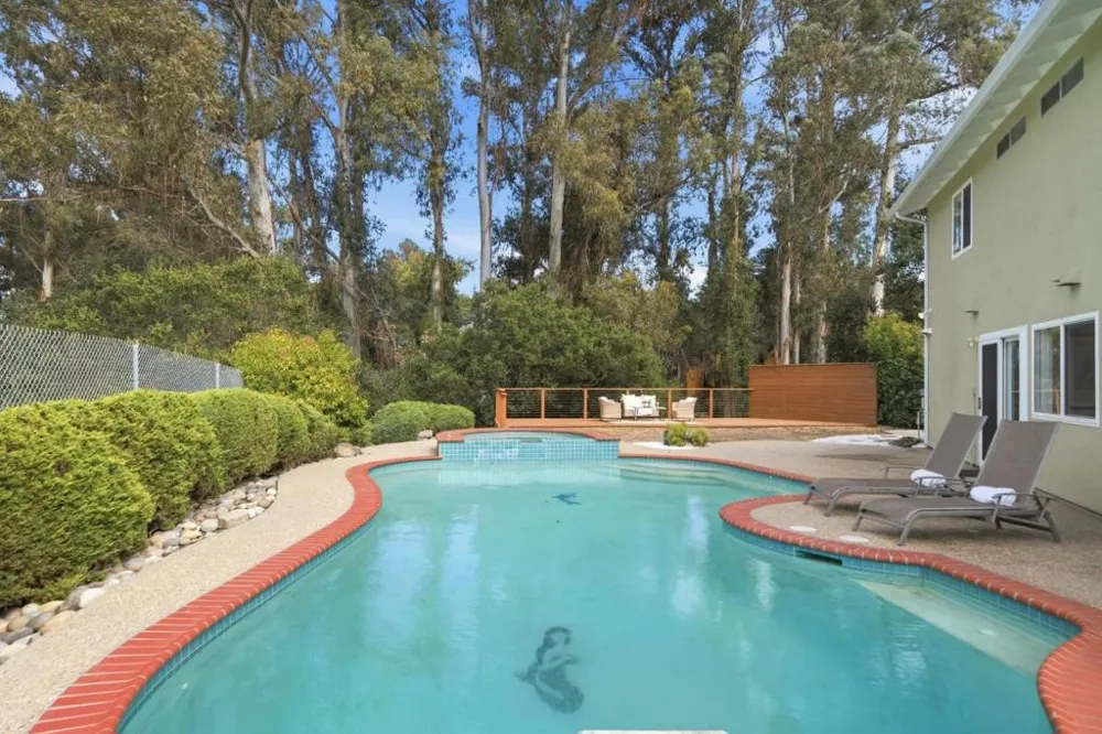3268 Ursa Way Hayward, CA 94541