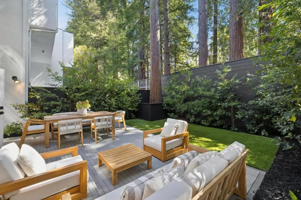 140 Stone Pine Lane Menlo Park, CA 94025