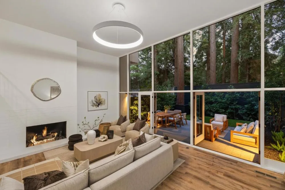 140 Stone Pine Lane Menlo Park, CA 94025