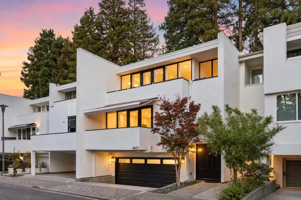 140 Stone Pine Lane Menlo Park, CA 94025
