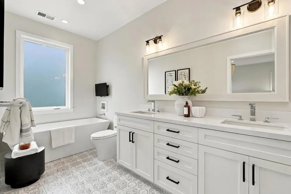 104 Verano Drive South San Francisco, CA 94080