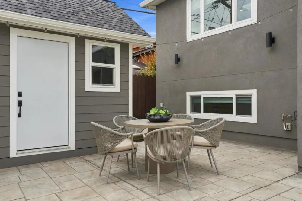 104 Verano Drive South San Francisco, CA 94080