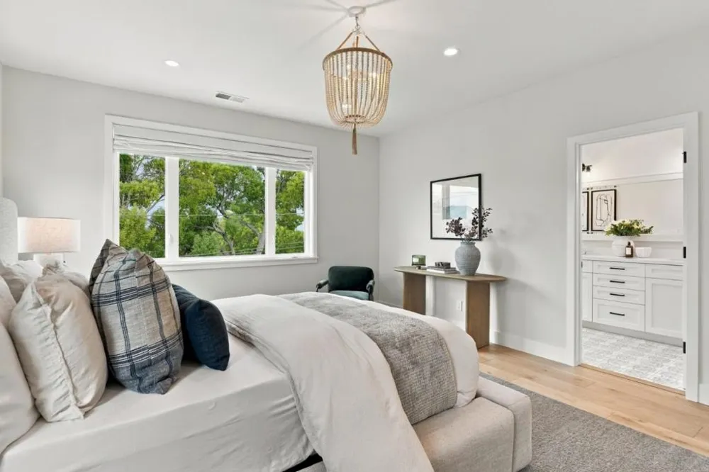 104 Verano Drive South San Francisco, CA 94080