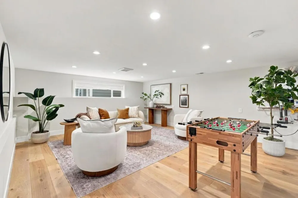 104 Verano Drive South San Francisco, CA 94080