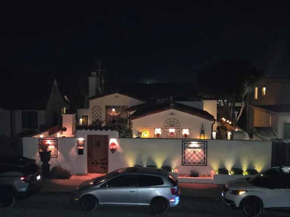 166 Lighthouse Avenue Pacific Grove, CA 93950