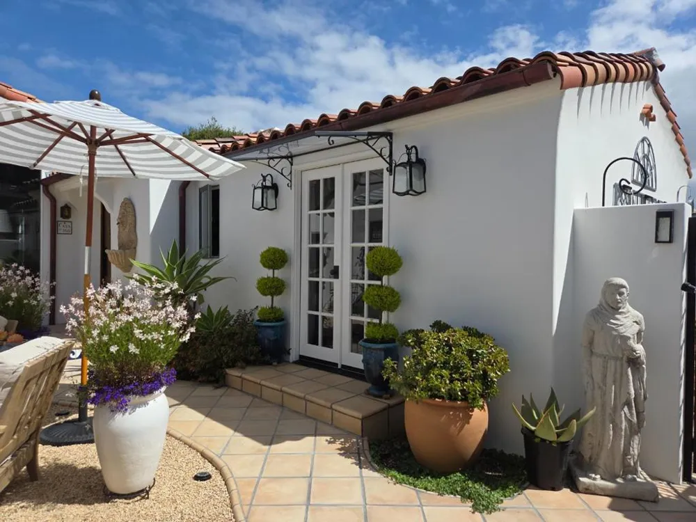 166 Lighthouse Avenue Pacific Grove, CA 93950