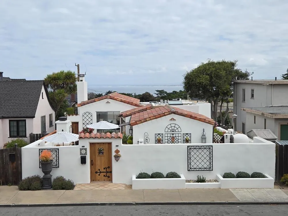 166 Lighthouse Avenue Pacific Grove, CA 93950