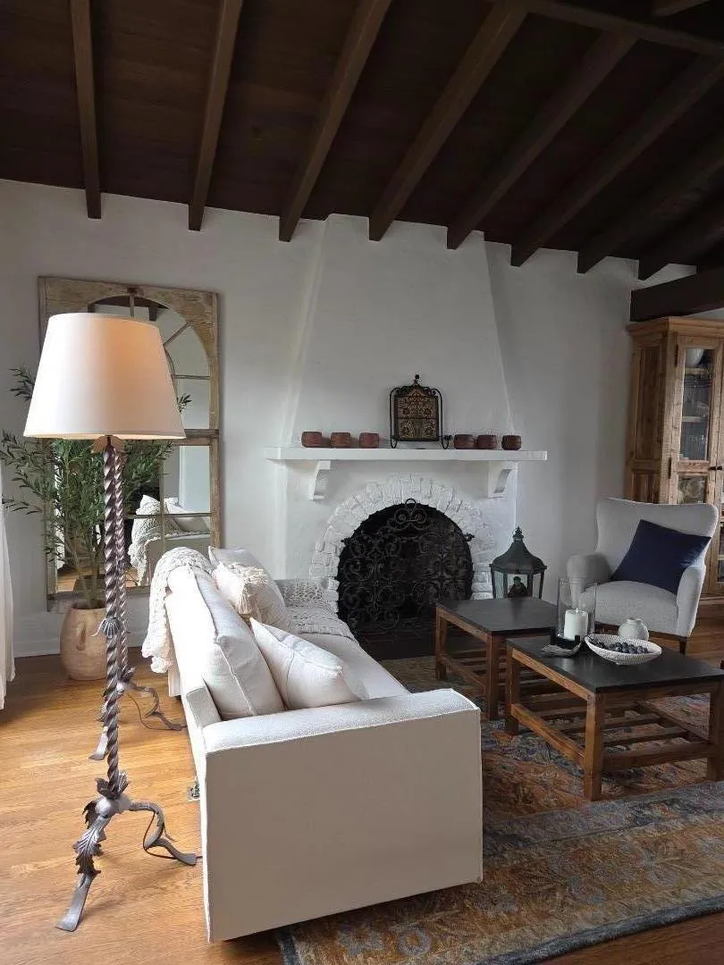 166 Lighthouse Avenue Pacific Grove, CA 93950