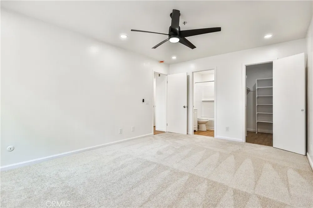 700 W 3rd Santa Ana, CA 92701
