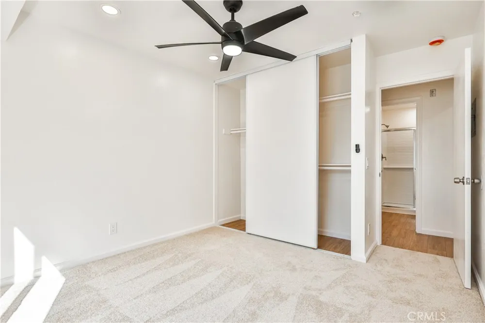 700 W 3rd Santa Ana, CA 92701