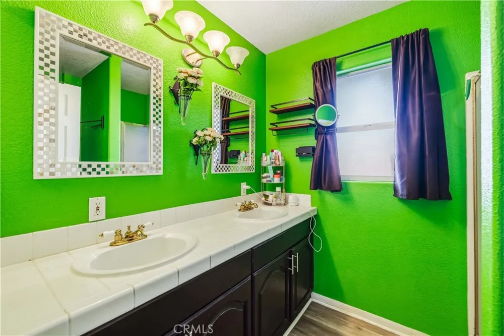 2317 Edam Street Lancaster, CA 93536