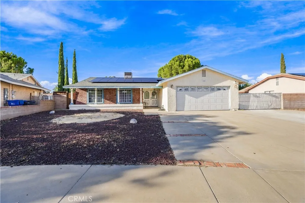 2317 Edam Street Lancaster, CA 93536