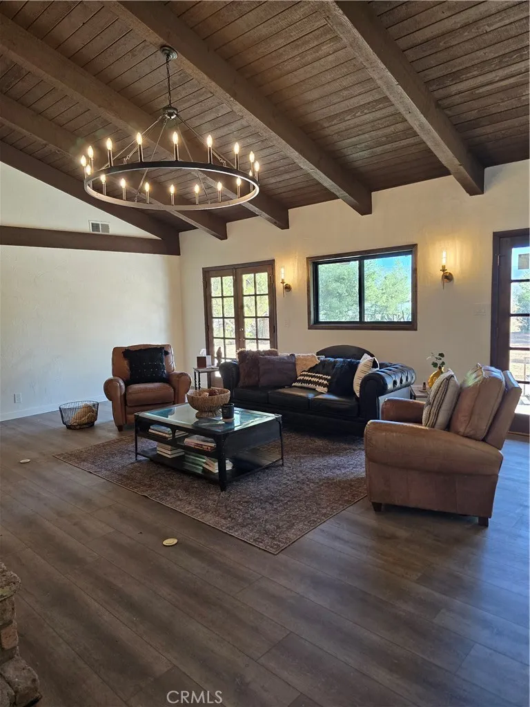 11560 Darling Agua Dulce, CA 91390