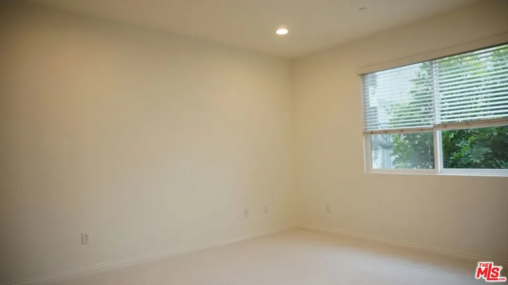 1029 S Hobart Boulevard #202 Los Angeles, CA 90006