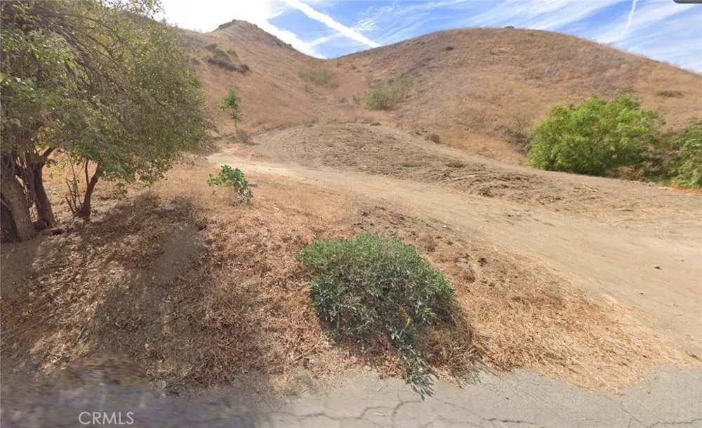28939 Paradise Road Val Verde, CA 91384