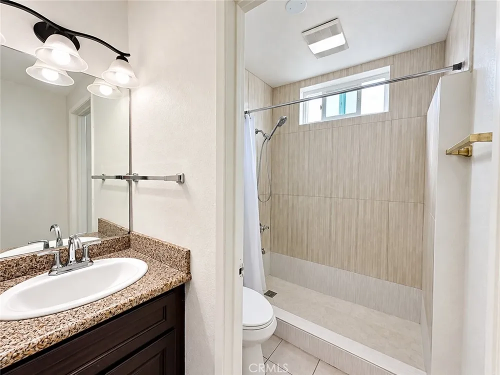 801 E Chestnut Street #2 Glendale, CA 91205