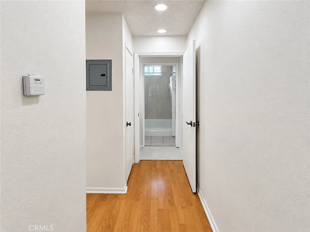 801 E Chestnut Street #2 Glendale, CA 91205
