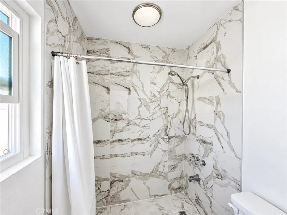 801 E Chestnut Street #8 Glendale, CA 91205