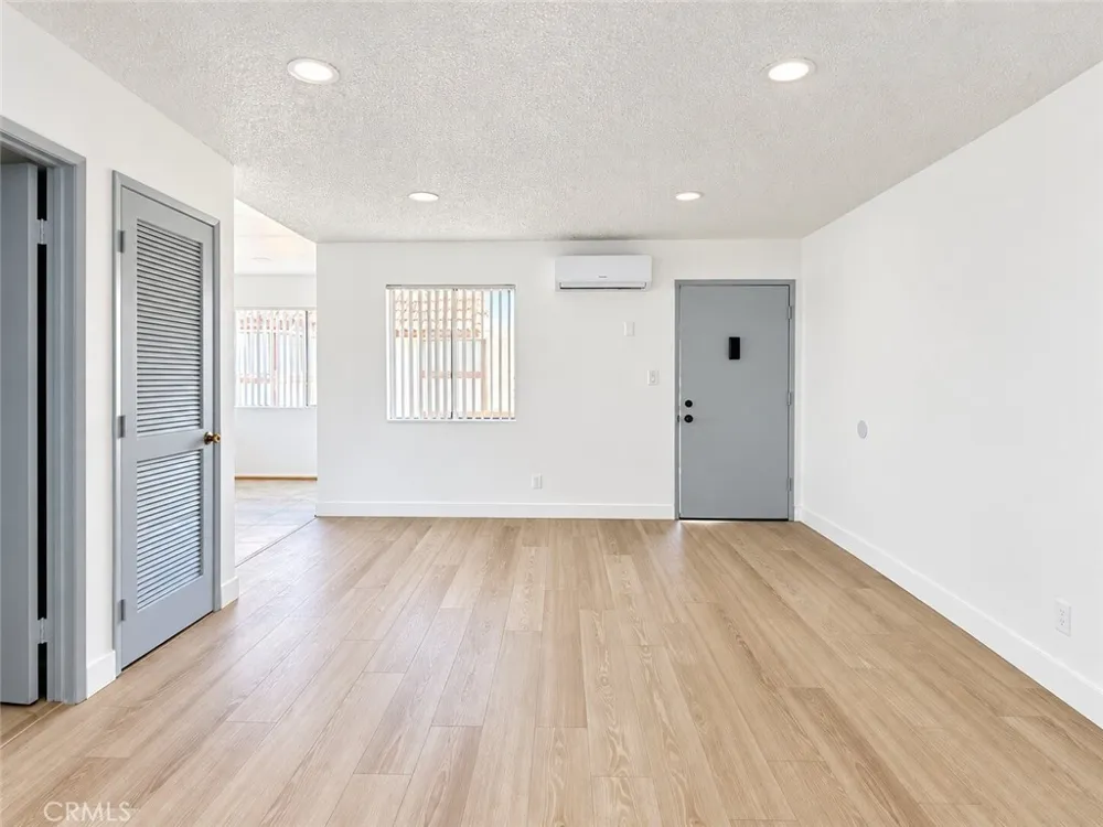 801 E Chestnut Street #8 Glendale, CA 91205