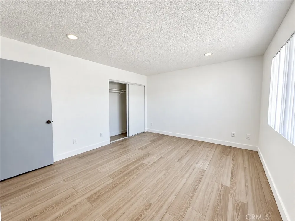 801 E Chestnut Street #8 Glendale, CA 91205