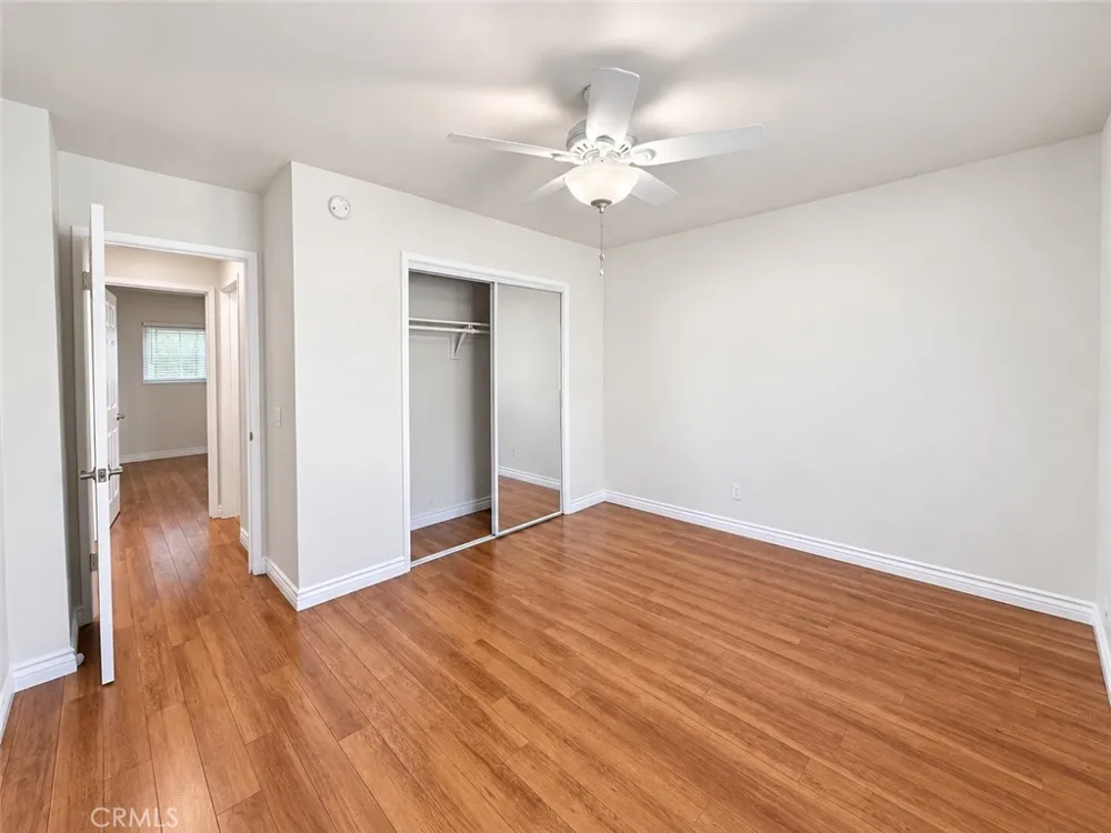 1126 Elm #4 Glendale, CA 91201