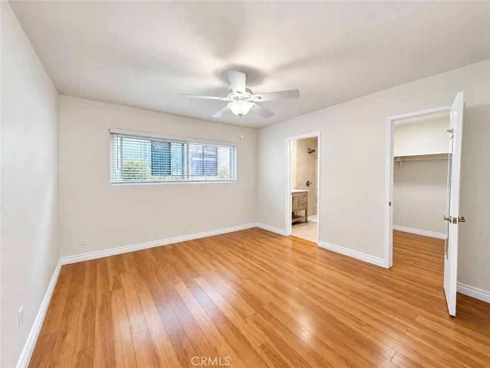 1126 Elm #4 Glendale, CA 91201