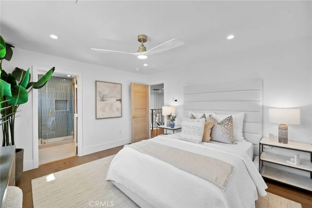 4042 Figaro Huntington Beach, CA 92649