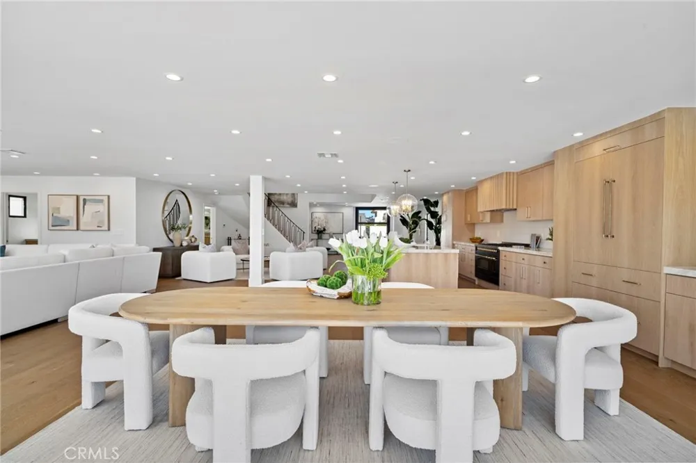 4042 Figaro Huntington Beach, CA 92649