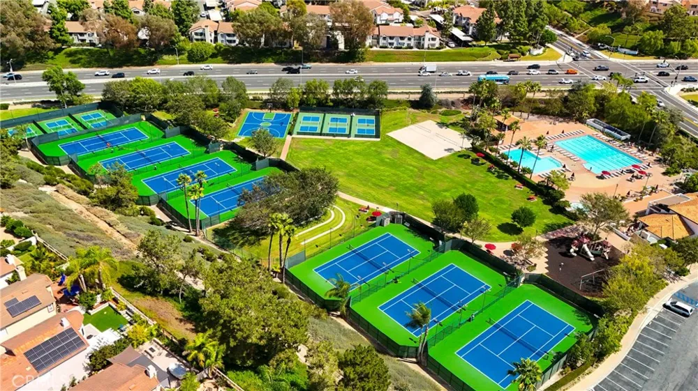 28461 Via Reggio Laguna Niguel, CA 92677
