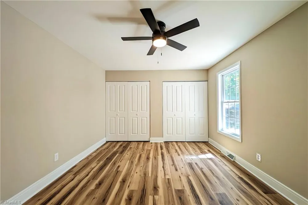 130 Roswell Drive Kernersville, NC 27284