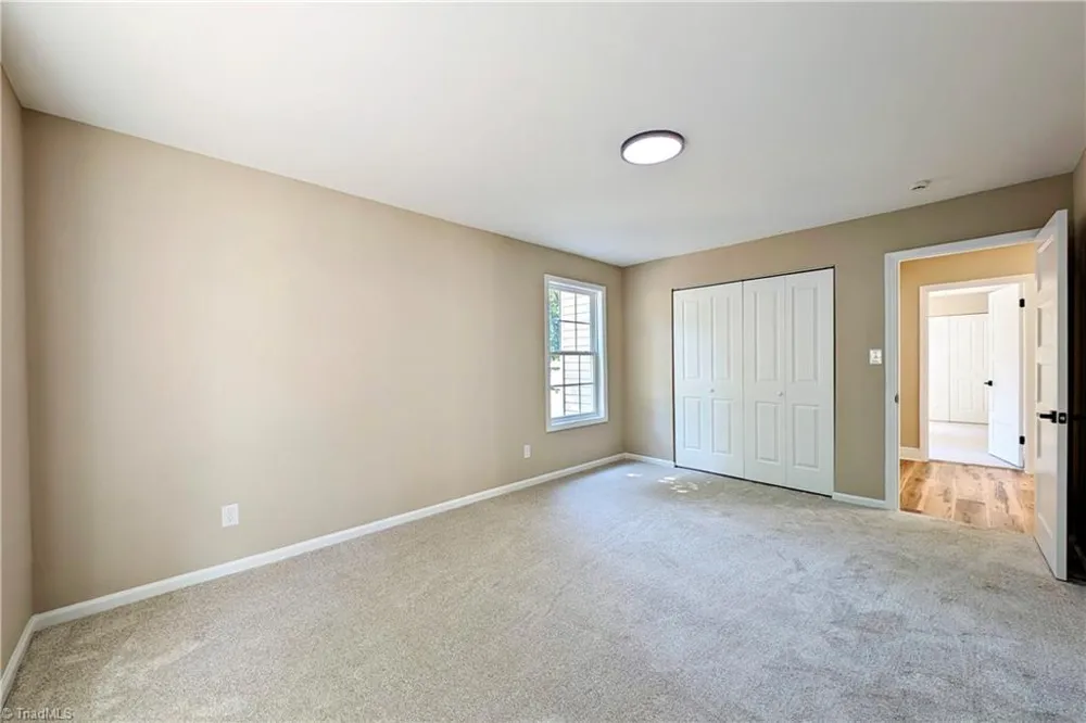 130 Roswell Drive Kernersville, NC 27284