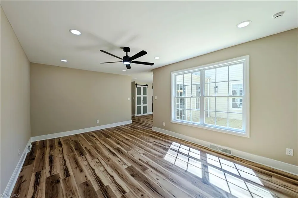 130 Roswell Drive Kernersville, NC 27284