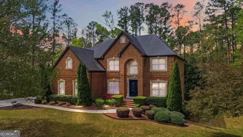 2704 Ivy CIR