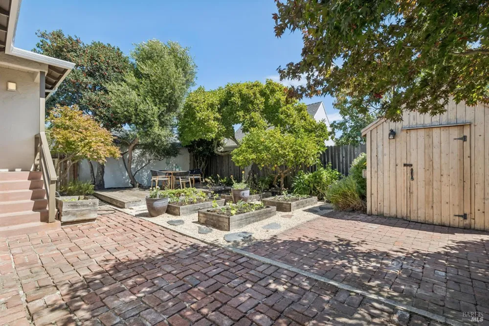 632 29th Street Richmond, CA 94804