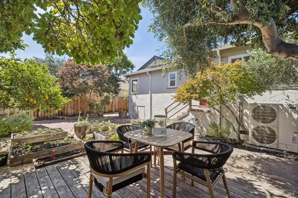 632 29th Street Richmond, CA 94804