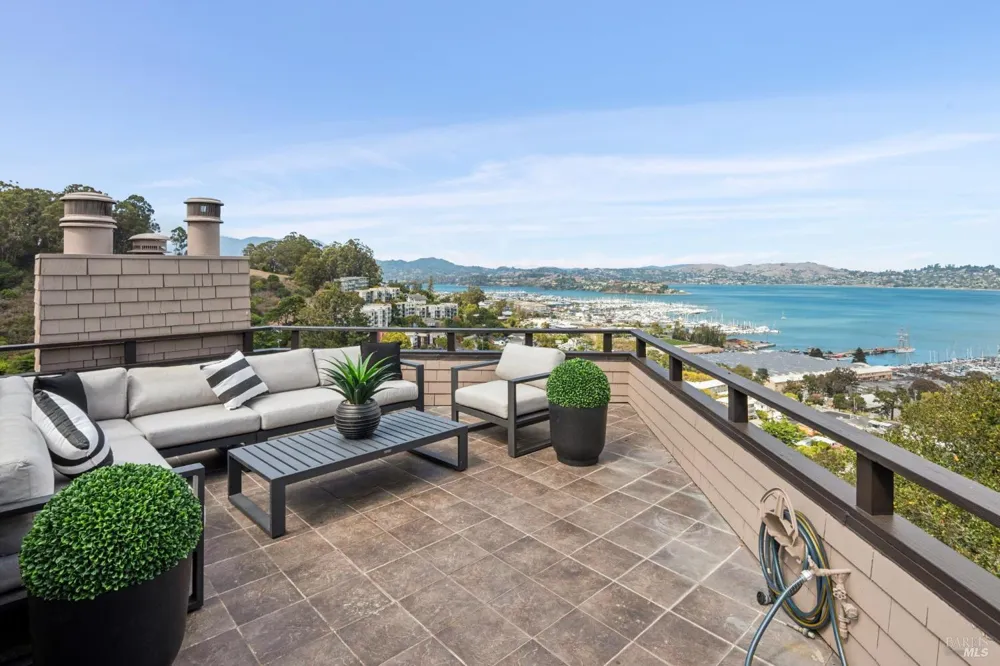 1 Laurel Lane Sausalito, CA 94965