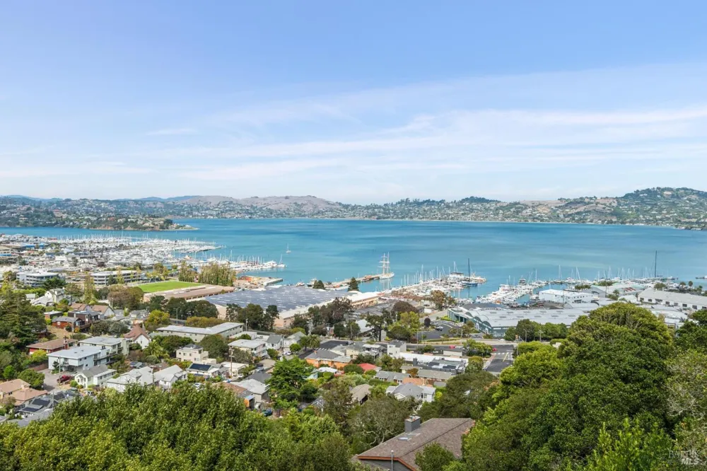 1 Laurel Lane Sausalito, CA 94965
