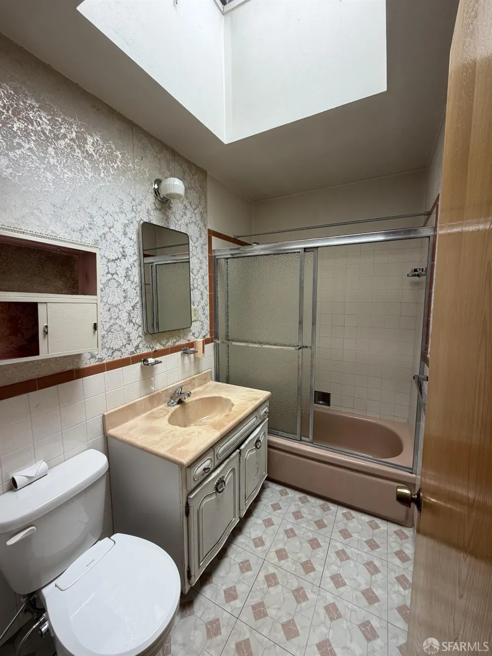 62 Neptune Street San Francisco, CA 94124