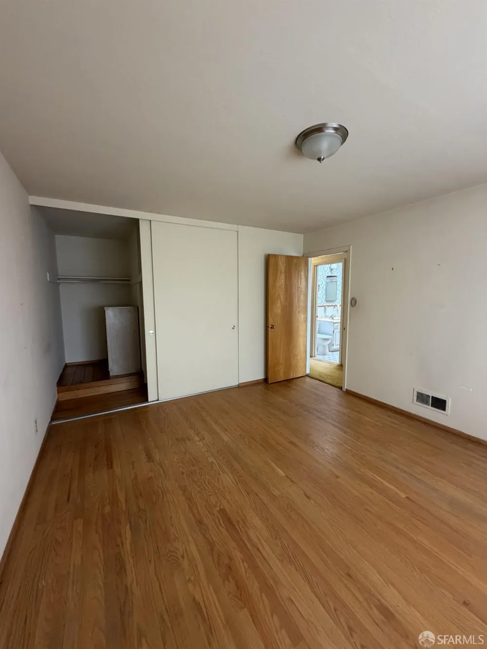 62 Neptune Street San Francisco, CA 94124