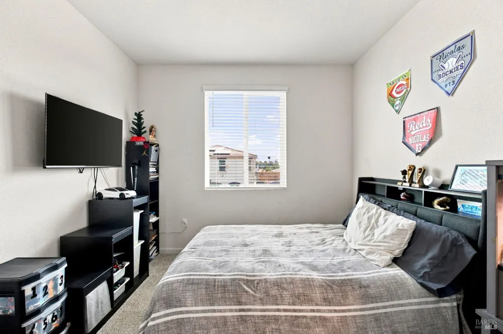 585 Shefford Drive Vacaville, CA 95687