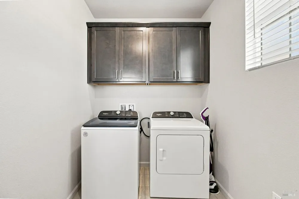 585 Shefford Drive Vacaville, CA 95687