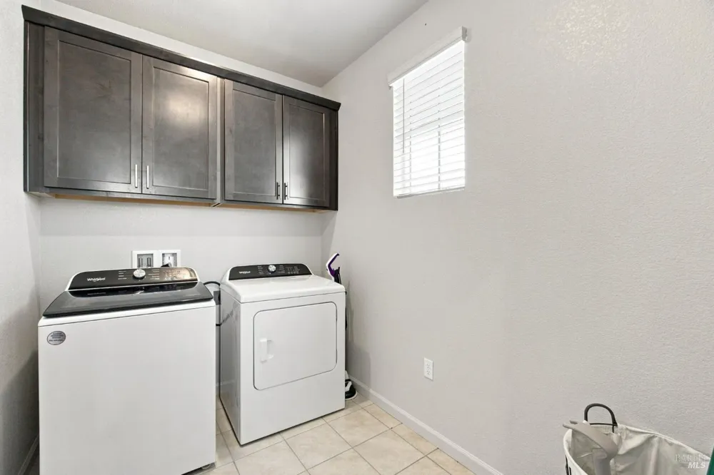 585 Shefford Drive Vacaville, CA 95687