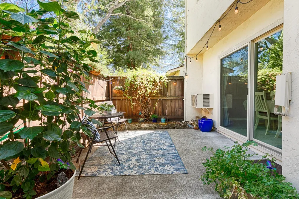 1764 Las Raposas Court Santa Rosa, CA 95409